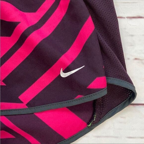 Nike Dri-Fit Running Shorts Size Medium - Picture 3 of 11
